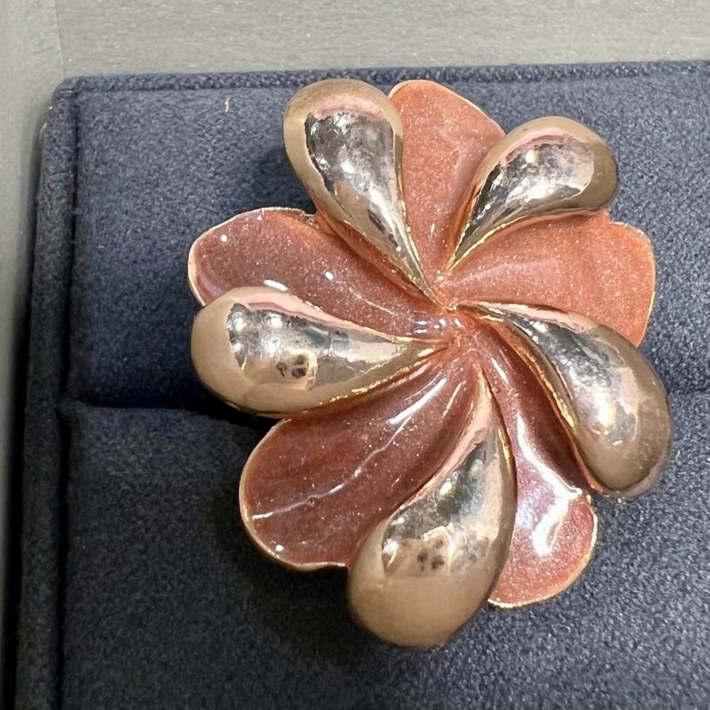 Rose Gold Floral Ring